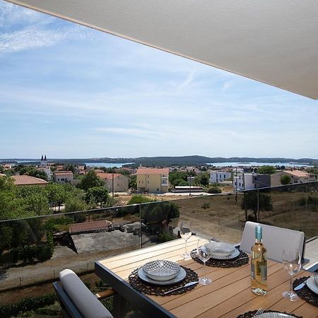 Boutique Apartments Kristo ميدولين المظهر الخارجي الصورة